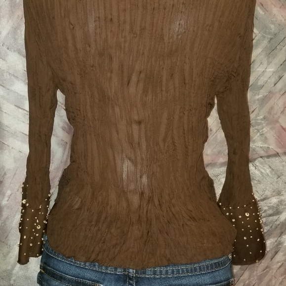 S.L.B. Petite size Large ruffled blouse - Picture 4 of 5